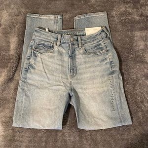 American Eagle Mom Jeans